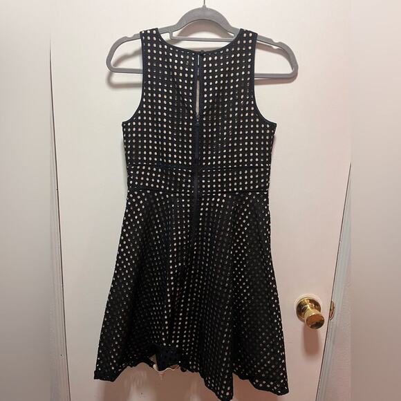 NWT LOFT Navy & Tan Eyelet Dress Size 0 - Picture 5 of 14